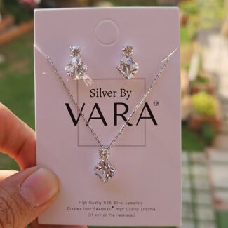 Silver necklace set
